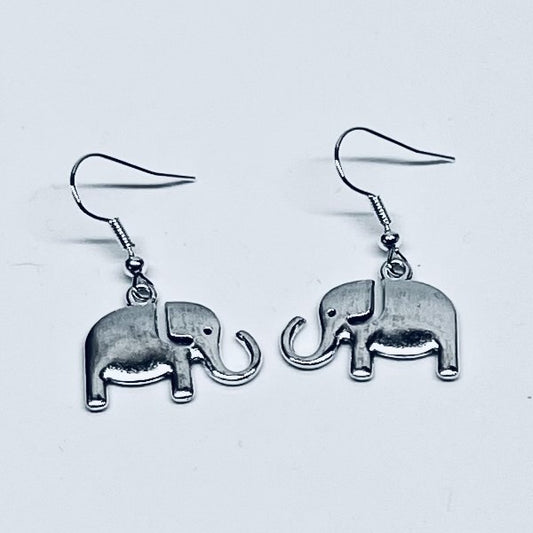 E2304 Elephants