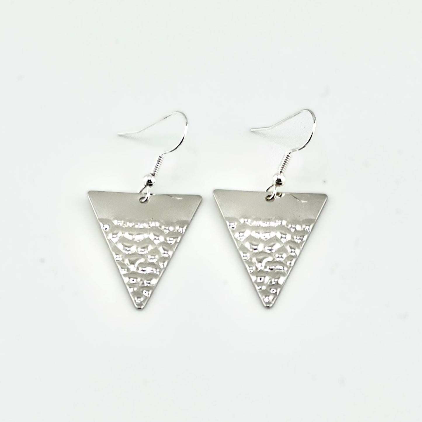 E2606 Silver Tone Triangle