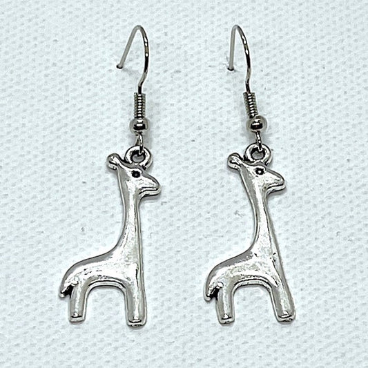 E2407 Silver Giraffe