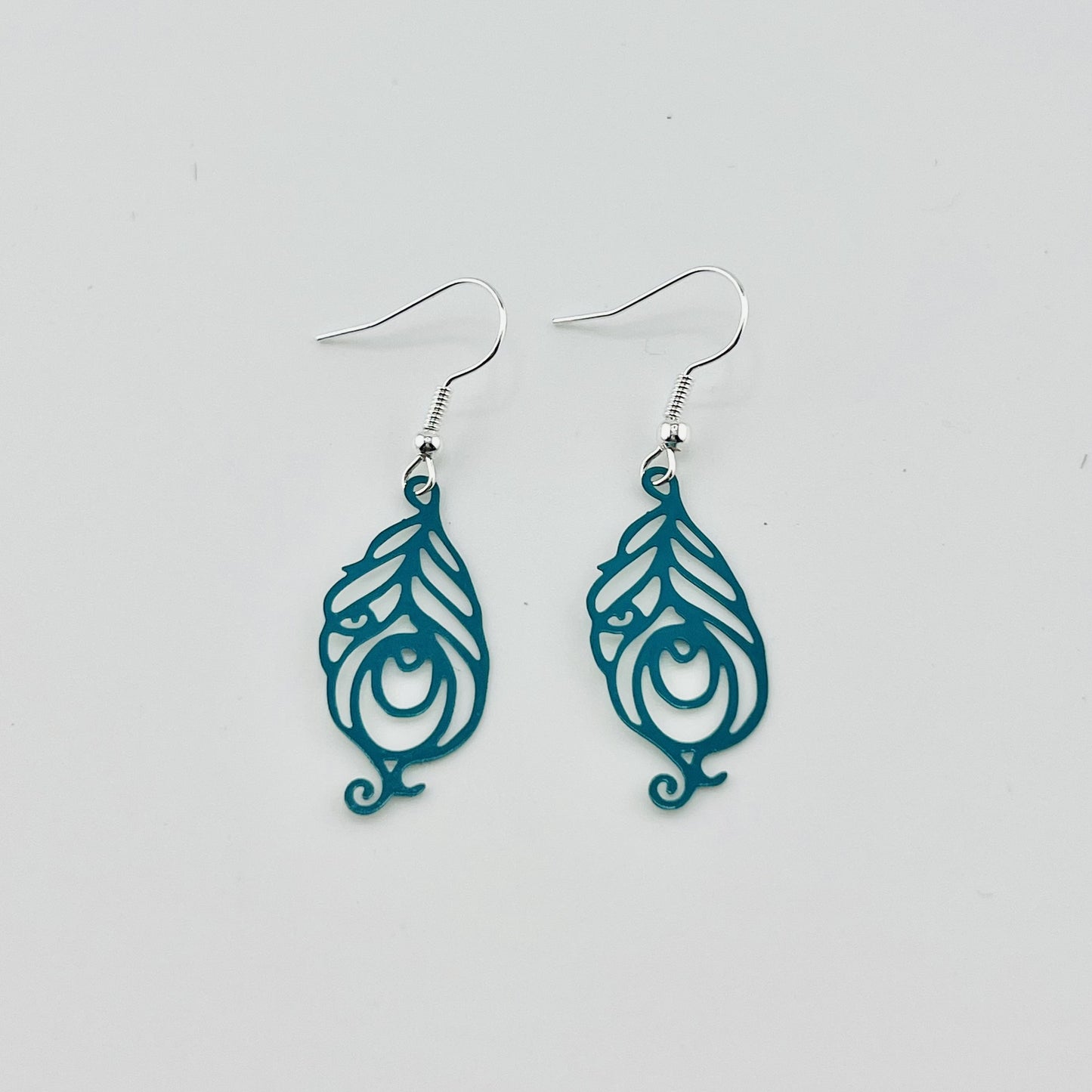 E2515 Teal Feathers