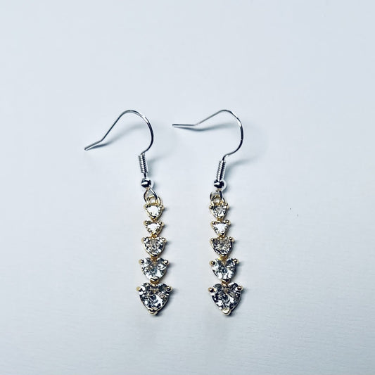 E2533 Sparkly Hearts