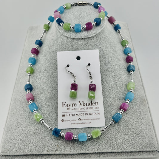 S1304 Dolomite Cubes