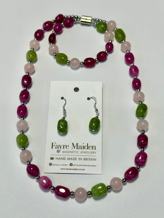 S1323 Green/Fucshia Malaysia Jade & Rose Quartz