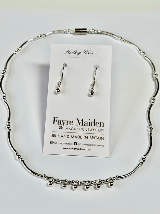 SS5 Small Hanging Balls